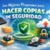 Ilustración en tonos azulados sobre programas para hacer copias de seguridad, con iconos de disco duro, nube y protección de datos.