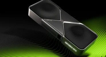 Render oficial de la GeForce RTX 5090 Founders Edition sobre fondo negro y verde