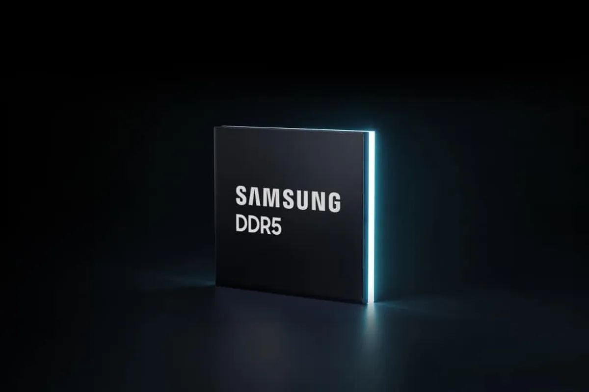 319-samsung-sk-hynix-inventarios-memoria-menos-10-dias Chip de memoria DDR5 de Samsung sobre fondo negro