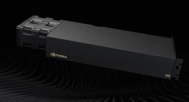 Render oficial de la tarjeta NVIDIA RTX PRO 5500 Blackwell, de refrigeración pasiva, sobre fondo negro ondulado