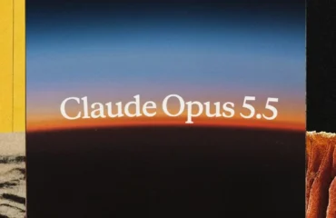 Rótulo «Claude Opus 5.5» en letras blancas sobre un horizonte en degradado azul y naranja, entre fragmentos de collage a los lados