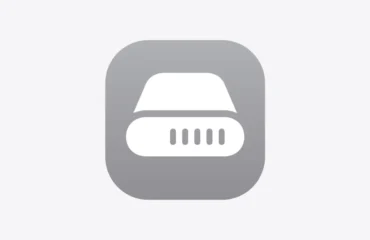 apple-macos-acceso-total-disco Icono de macOS de un disco duro blanco con cinco ranuras sobre un cuadrado gris de esquinas redondeadas