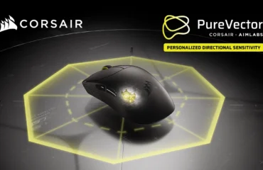 Ratón Sabre v3 Pro PureVector negro sobre un octógono amarillo luminoso, con los logotipos de Corsair y PureVector y un rótulo sobre la sensibilidad