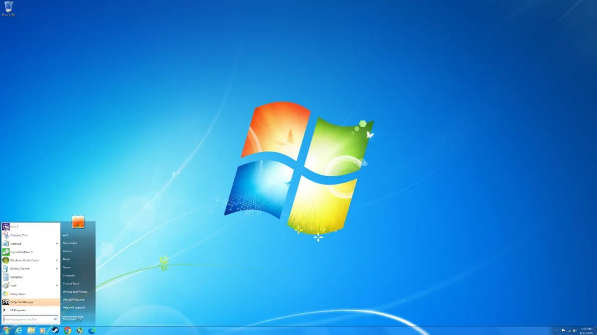 windows-7-contra-windows-11-juegos Escritorio de Windows 7 con el menú Inicio abierto en el equipo de pruebas de Tom's Hardware